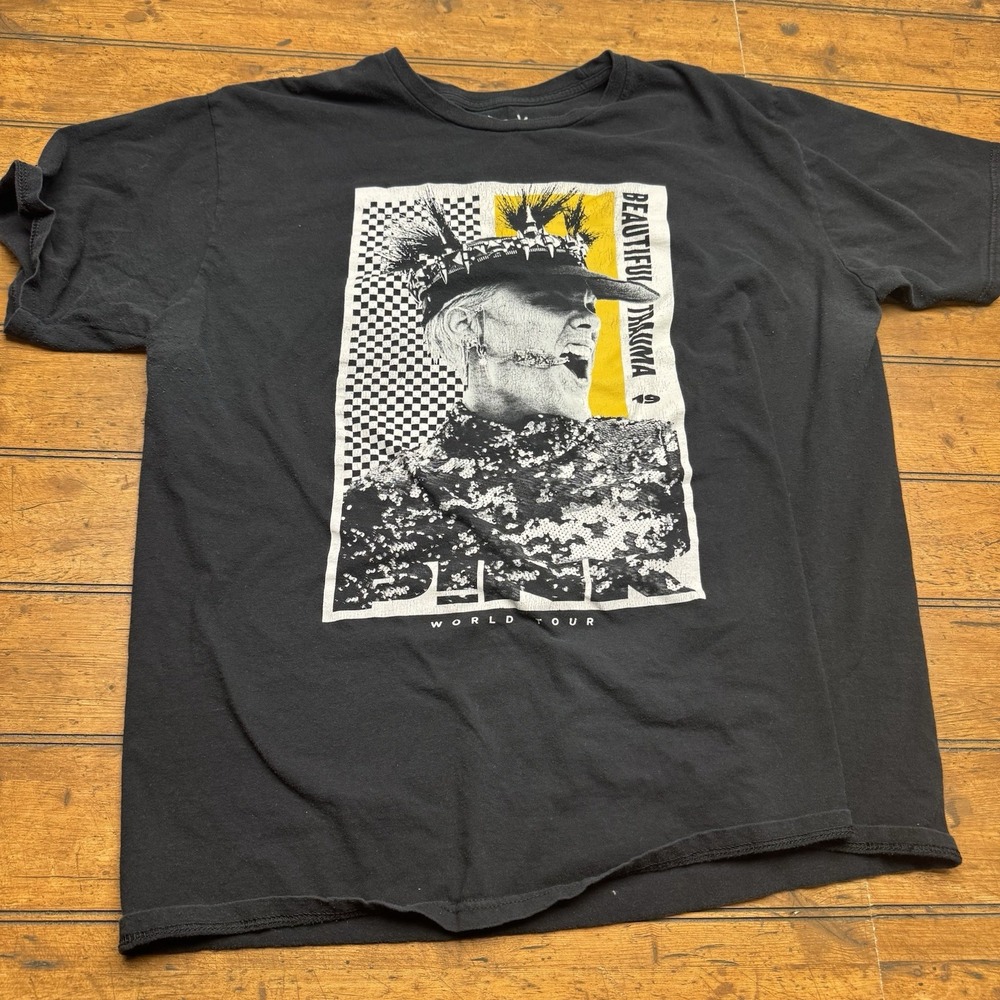 Pink Beautiful Trauma World Tour Shirt Adult Medium Black Crew Neck Music‎ XXL